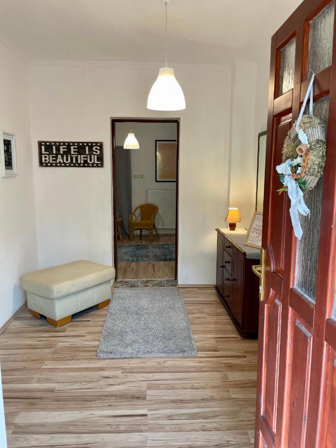 מישקולץ Boni Apartman מראה חיצוני תמונה